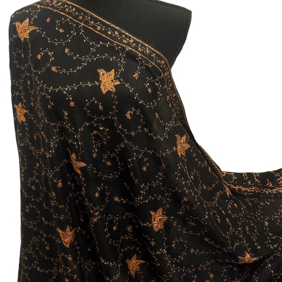 Full Sized Kashmiri Hand embroidered Pure Pashmina shawl,...